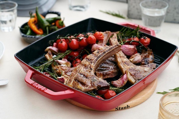 STAUB Sartén de hierro fundido con dos asas, rojo